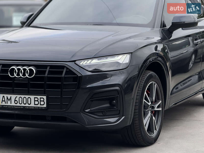 Внедорожник / Кроссовер Audi Q5 2021 в Бердичеве