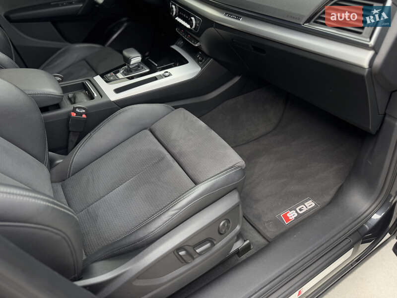 Внедорожник / Кроссовер Audi Q5 2021 в Бердичеве