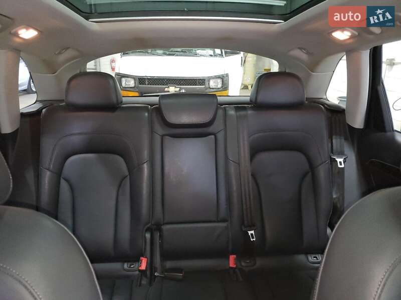 Позашляховик / Кросовер Audi Q5 2016 в Львові фото 10 Позашляховик / Кросовер Audi Q5 2016 в Львові