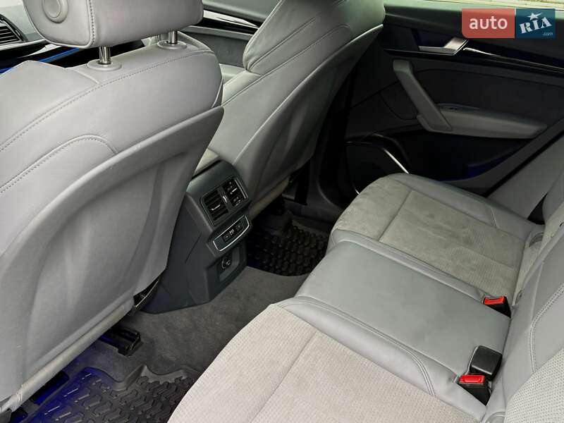 Позашляховик / Кросовер Audi Q5 2023 в Києві фото 14 Позашляховик / Кросовер Audi Q5 2023 в Києві