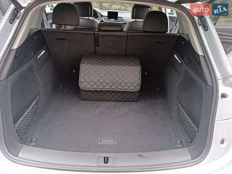Позашляховик / Кросовер Audi Q5 2019 в Хмельницькому фото 20 Позашляховик / Кросовер Audi Q5 2019 в Хмельницькому