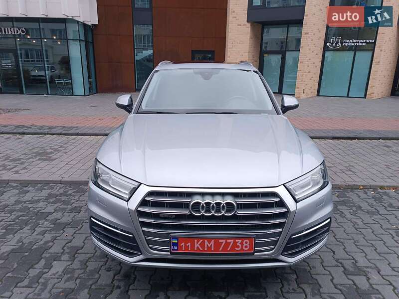 Позашляховик / Кросовер Audi Q5 2019 в Хмельницькому фото Позашляховик / Кросовер Audi Q5 2019 в Хмельницькому