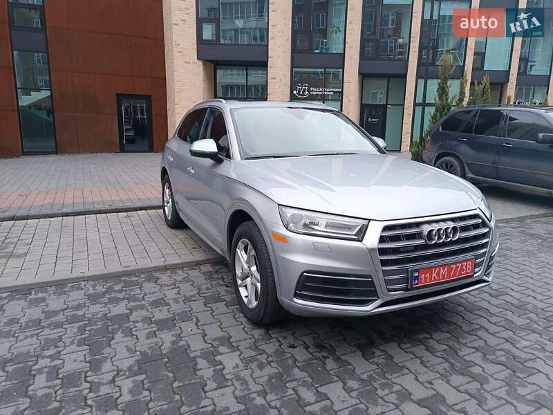 Позашляховик / Кросовер Audi Q5 2019 в Хмельницькому фото 7 Позашляховик / Кросовер Audi Q5 2019 в Хмельницькому