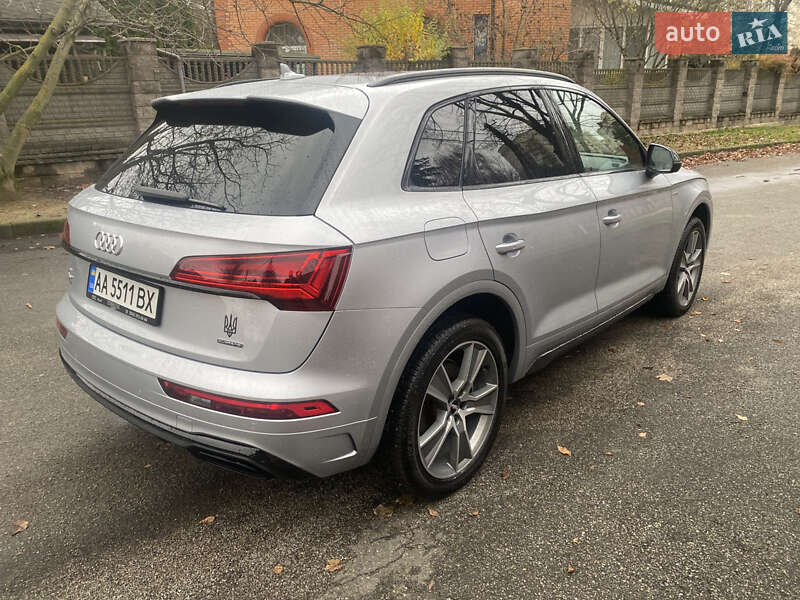 Позашляховик / Кросовер Audi Q5 2020 в Києві фото 21 Позашляховик / Кросовер Audi Q5 2020 в Києві
