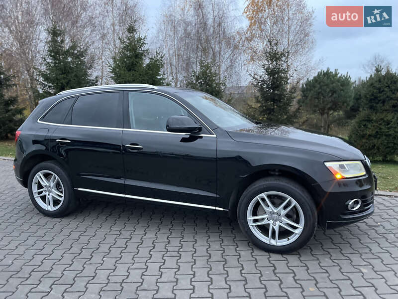 Позашляховик / Кросовер Audi Q5 2016 в Луцьку
