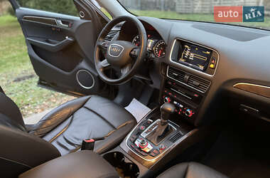 Позашляховик / Кросовер Audi Q5 2016 в Луцьку