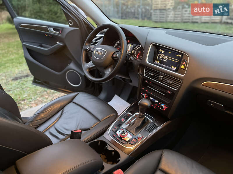 Позашляховик / Кросовер Audi Q5 2016 в Луцьку