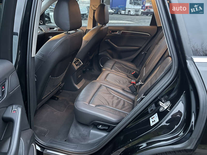 Позашляховик / Кросовер Audi Q5 2016 в Луцьку