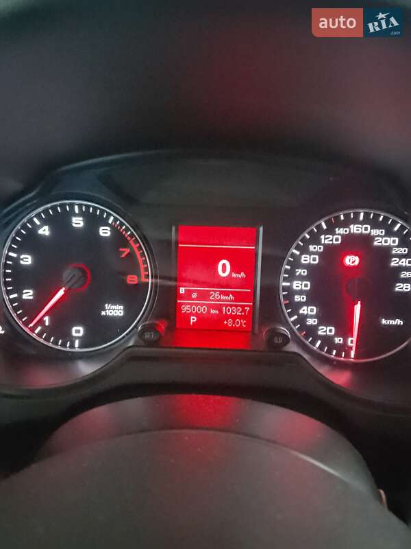 Внедорожник / Кроссовер Audi Q5 2010 в Черновцах