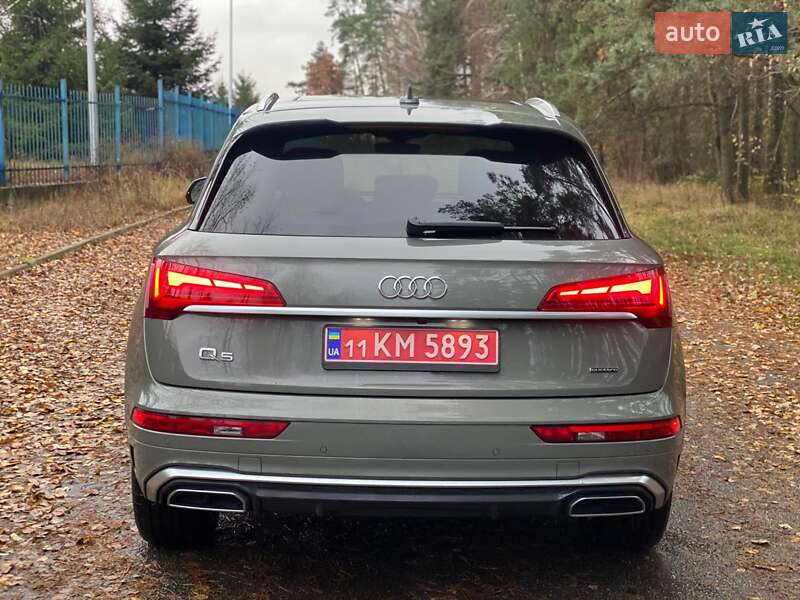 Внедорожник / Кроссовер Audi Q5 2022 в Киеве