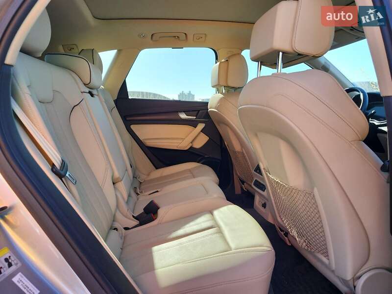 Позашляховик / Кросовер Audi Q5 2021 в Вінниці