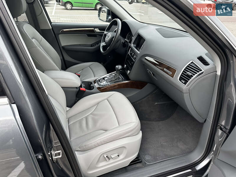 Позашляховик / Кросовер Audi Q5 2014 в Києві