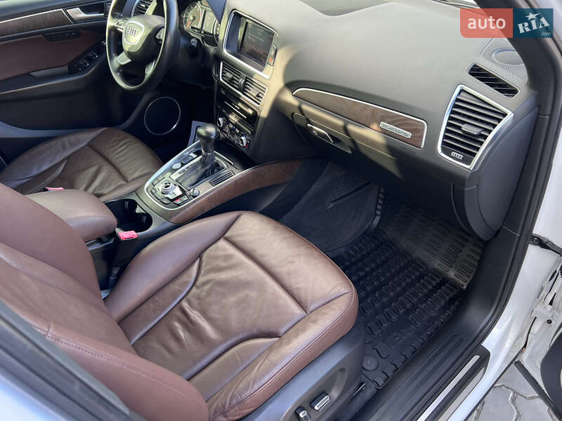 Позашляховик / Кросовер Audi Q5 2014 в Нововолинську фото 31 Позашляховик / Кросовер Audi Q5 2014 в Нововолинську