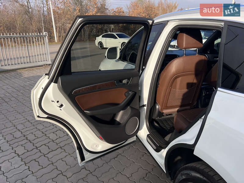 Позашляховик / Кросовер Audi Q5 2014 в Нововолинську фото 36 Позашляховик / Кросовер Audi Q5 2014 в Нововолинську