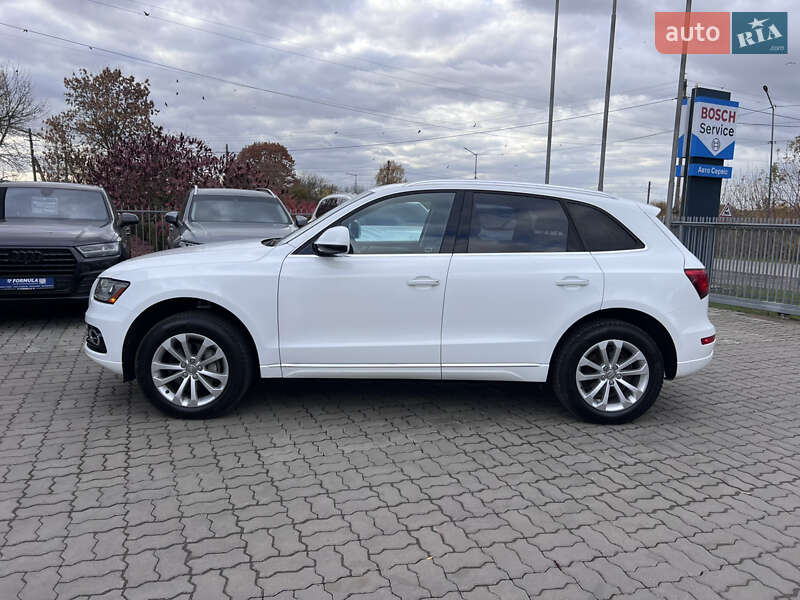 Внедорожник / Кроссовер Audi Q5 2016 в Нововолынске