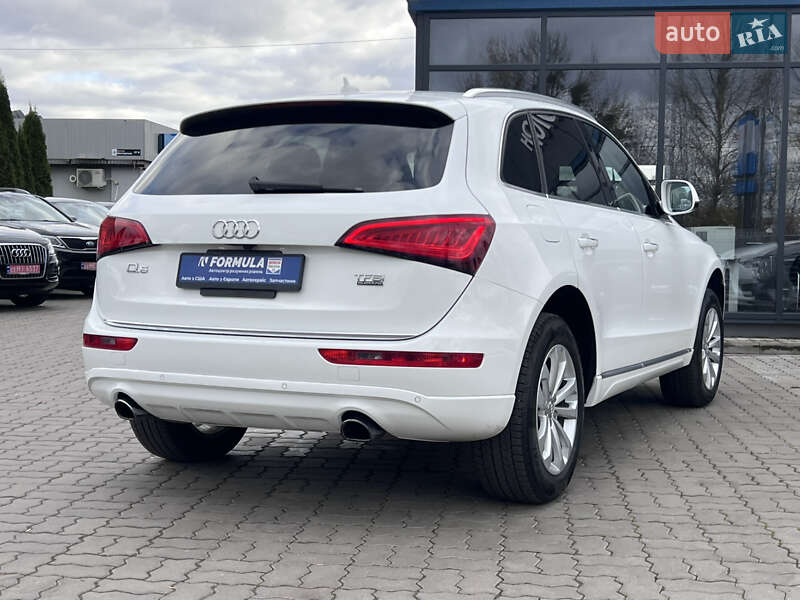 Внедорожник / Кроссовер Audi Q5 2016 в Нововолынске