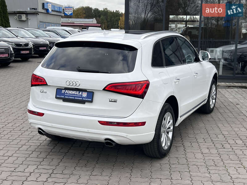 Внедорожник / Кроссовер Audi Q5 2016 в Нововолынске