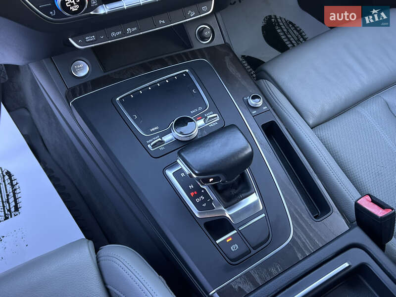 Позашляховик / Кросовер Audi Q5 2018 в Нововолинську фото 28 Позашляховик / Кросовер Audi Q5 2018 в Нововолинську