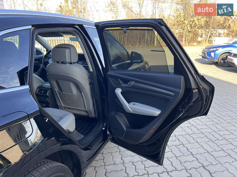 Позашляховик / Кросовер Audi Q5 2018 в Нововолинську фото 34 Позашляховик / Кросовер Audi Q5 2018 в Нововолинську