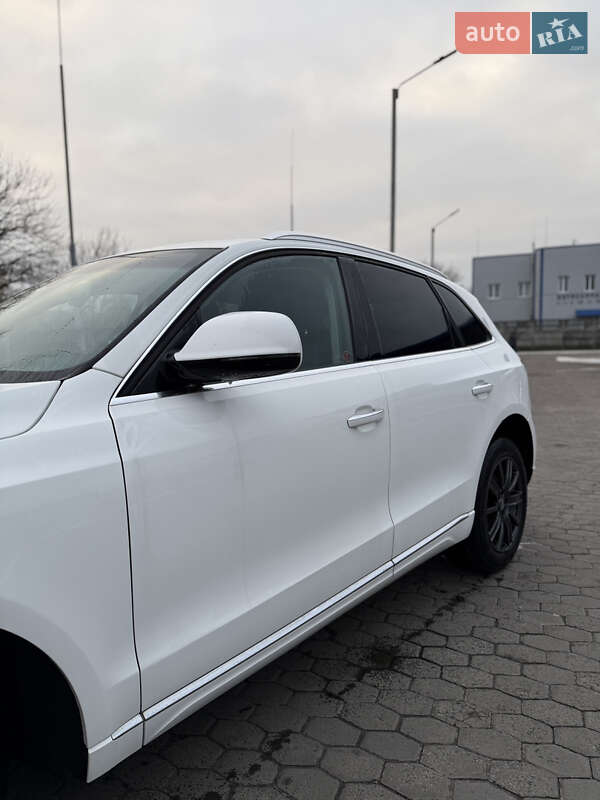 Внедорожник / Кроссовер Audi Q5 2015 в Костополе