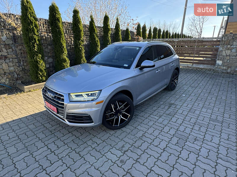 Позашляховик / Кросовер Audi Q5 2018 в Стрию