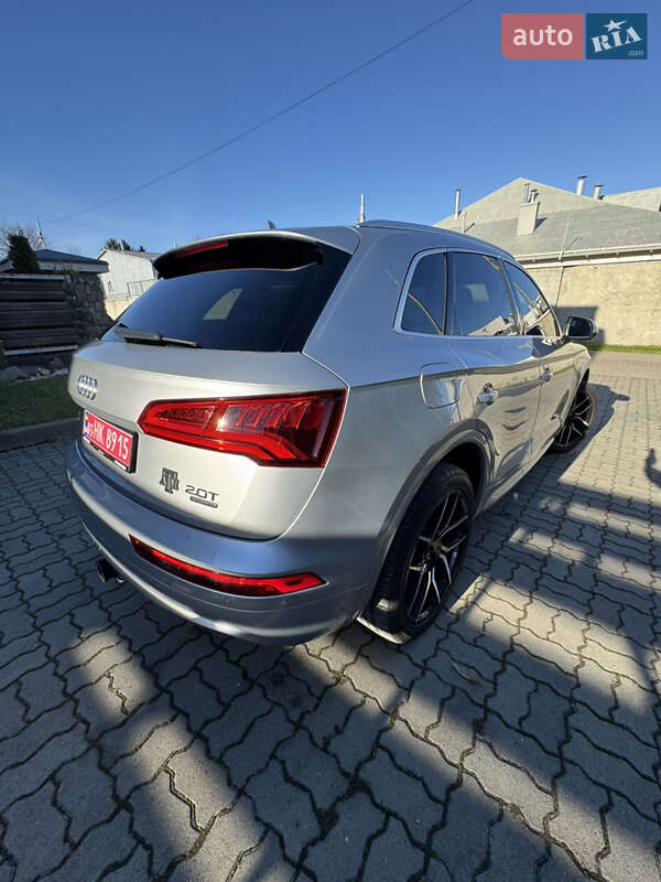 Позашляховик / Кросовер Audi Q5 2018 в Стрию