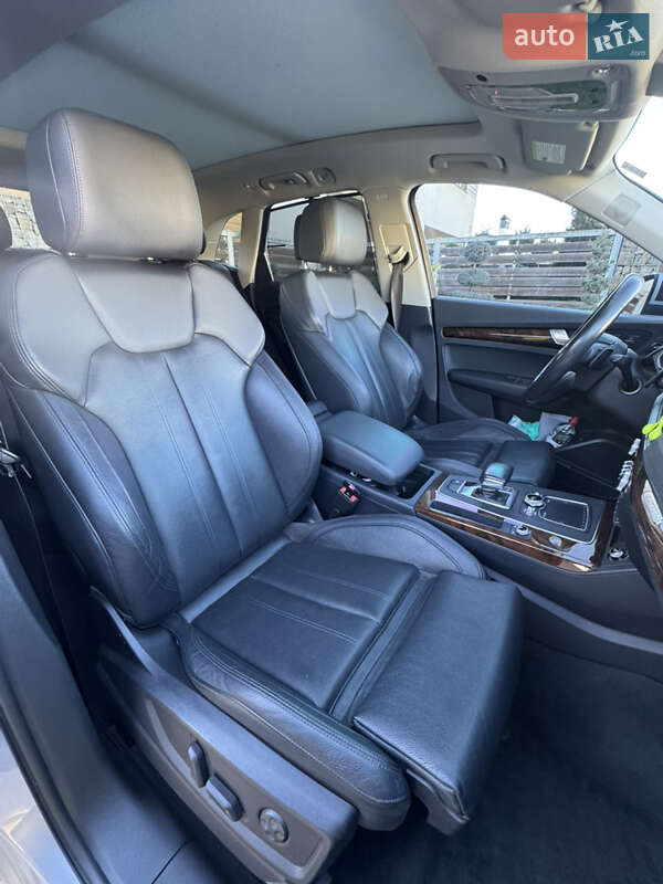 Позашляховик / Кросовер Audi Q5 2018 в Стрию