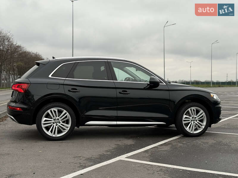 Позашляховик / Кросовер Audi Q5 2018 в Дніпрі