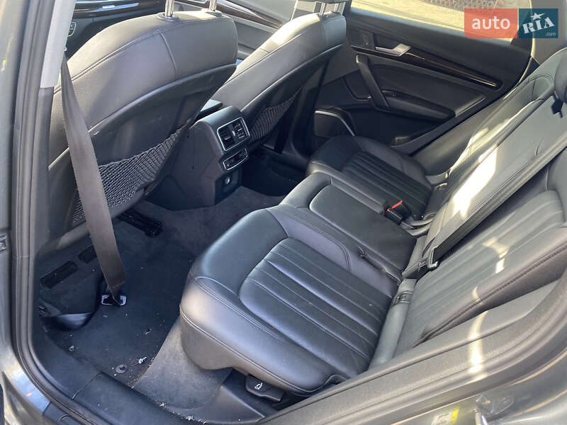 Позашляховик / Кросовер Audi Q5 2018 в Луцьку фото 29 Позашляховик / Кросовер Audi Q5 2018 в Луцьку