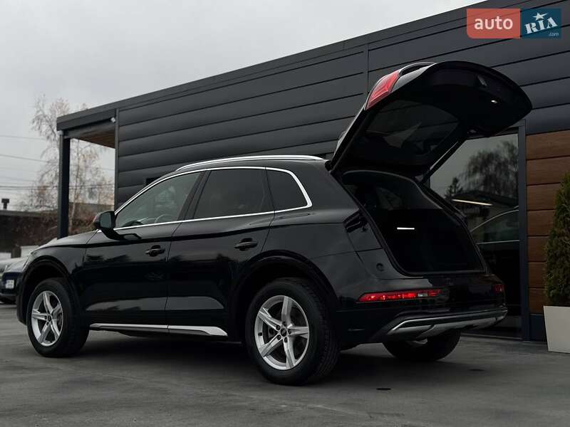 Позашляховик / Кросовер Audi Q5 2020 в Рівному