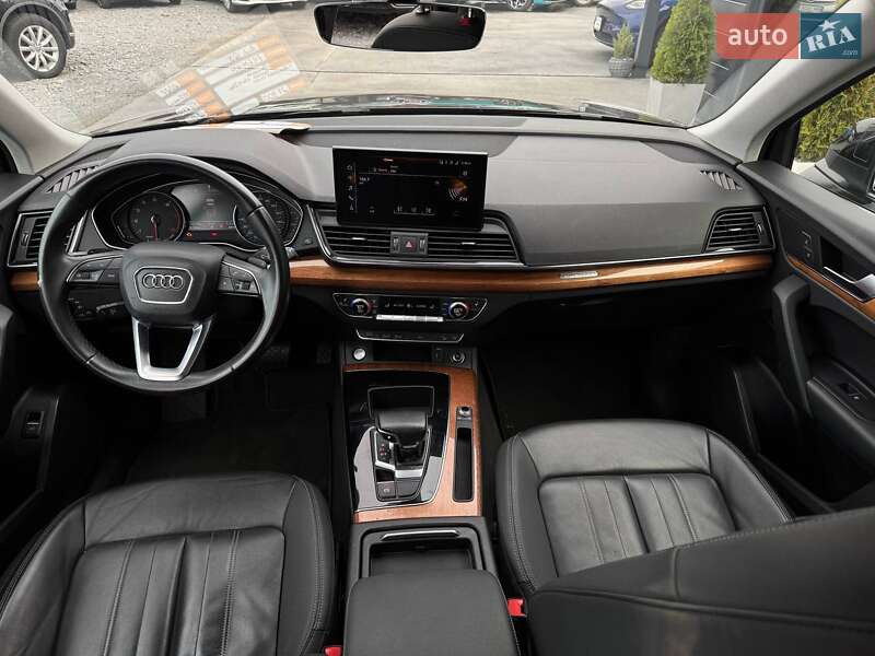 Позашляховик / Кросовер Audi Q5 2020 в Рівному