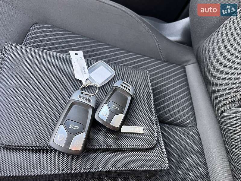 Позашляховик / Кросовер Audi Q5 2018 в Луцьку