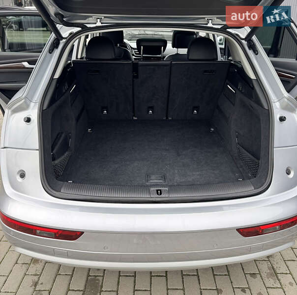 Позашляховик / Кросовер Audi Q5 2018 в Києві фото 42 Позашляховик / Кросовер Audi Q5 2018 в Києві