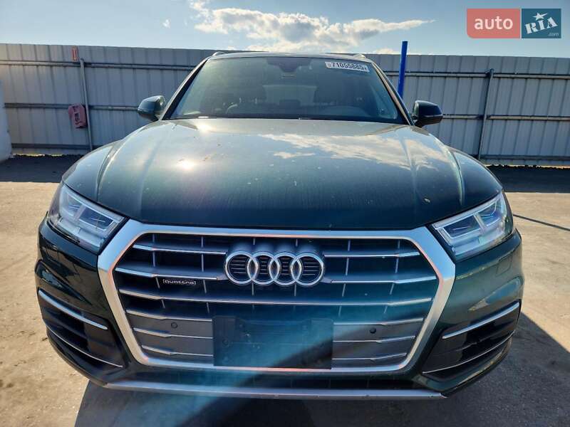 Позашляховик / Кросовер Audi Q5 2020 в Києві