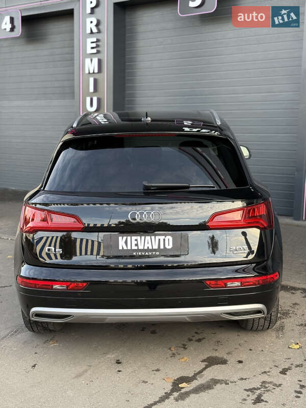 Позашляховик / Кросовер Audi Q5 2017 в Києві