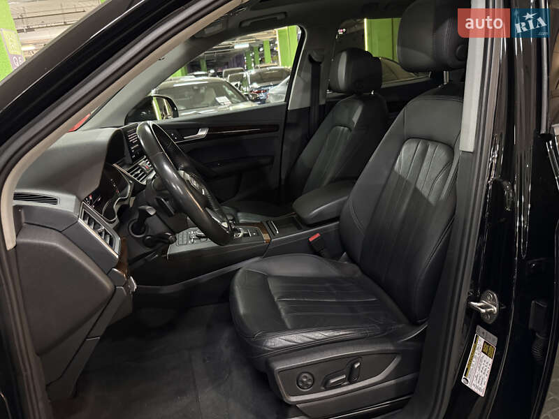 Позашляховик / Кросовер Audi Q5 2017 в Києві