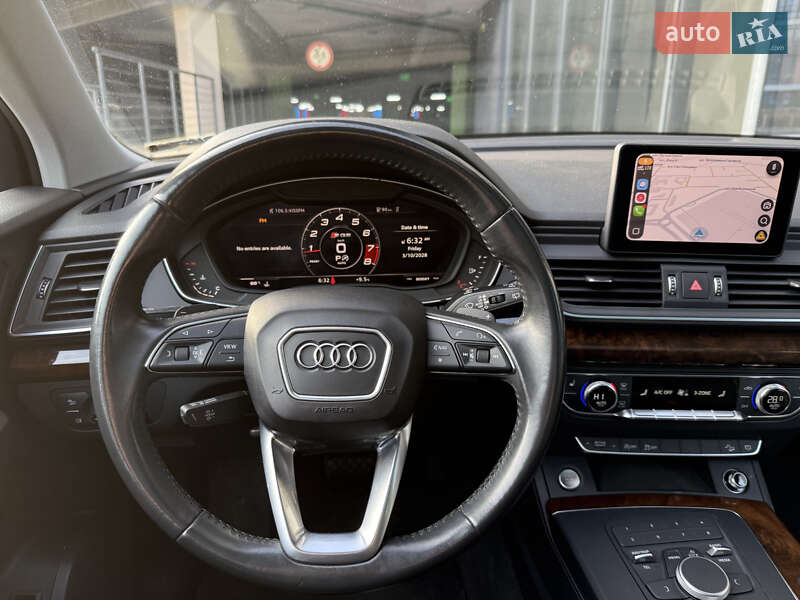 Позашляховик / Кросовер Audi Q5 2017 в Києві