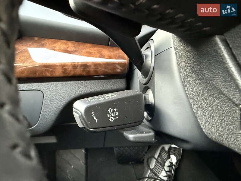 Позашляховик / Кросовер Audi Q5 2017 в Києві