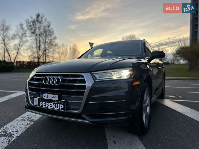 Позашляховик / Кросовер Audi Q5 2018 в Києві