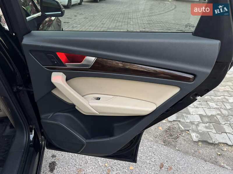 Позашляховик / Кросовер Audi Q5 2018 в Луцьку фото 24 Позашляховик / Кросовер Audi Q5 2018 в Луцьку