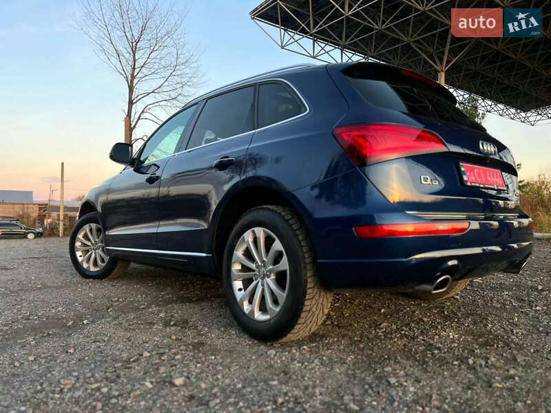 Внедорожник / Кроссовер Audi Q5 2015 в Самборе