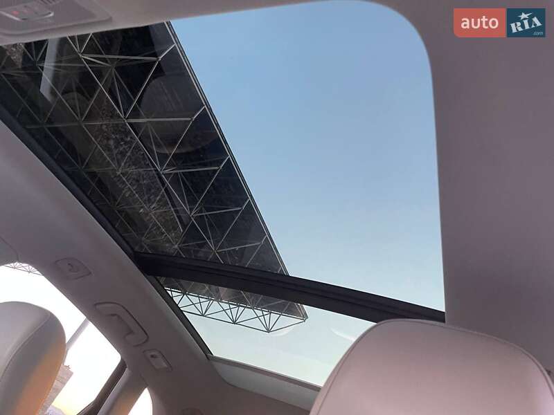 Внедорожник / Кроссовер Audi Q5 2015 в Самборе