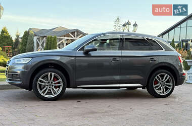 Внедорожник / Кроссовер Audi Q5 2016 в Стрые