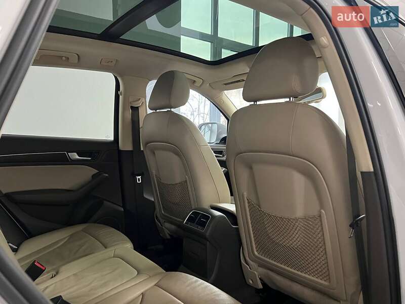 Позашляховик / Кросовер Audi Q5 2012 в Полтаві