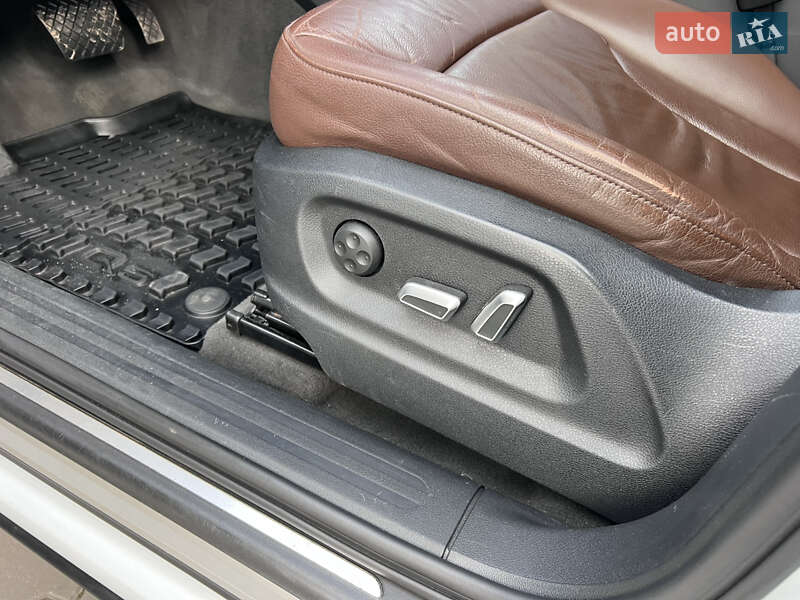 Позашляховик / Кросовер Audi Q5 2015 в Нововолинську фото 18 Позашляховик / Кросовер Audi Q5 2015 в Нововолинську