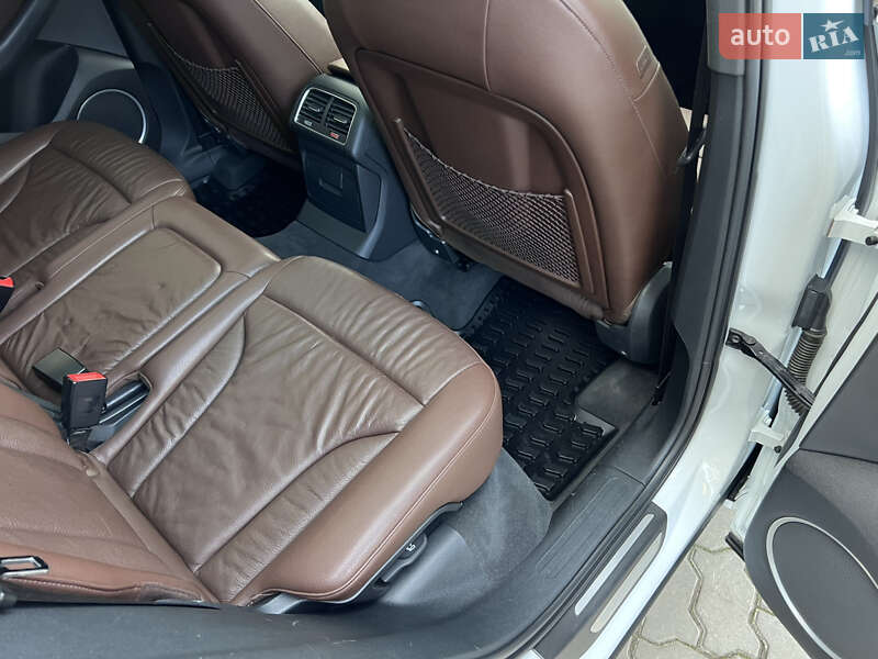 Позашляховик / Кросовер Audi Q5 2015 в Нововолинську фото 36 Позашляховик / Кросовер Audi Q5 2015 в Нововолинську