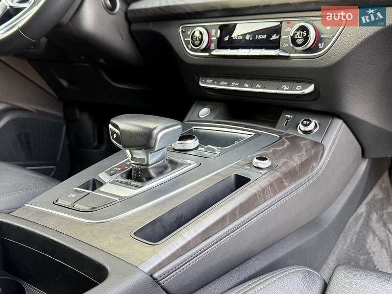 Позашляховик / Кросовер Audi Q5 2018 в Стрию фото 45 Позашляховик / Кросовер Audi Q5 2018 в Стрию