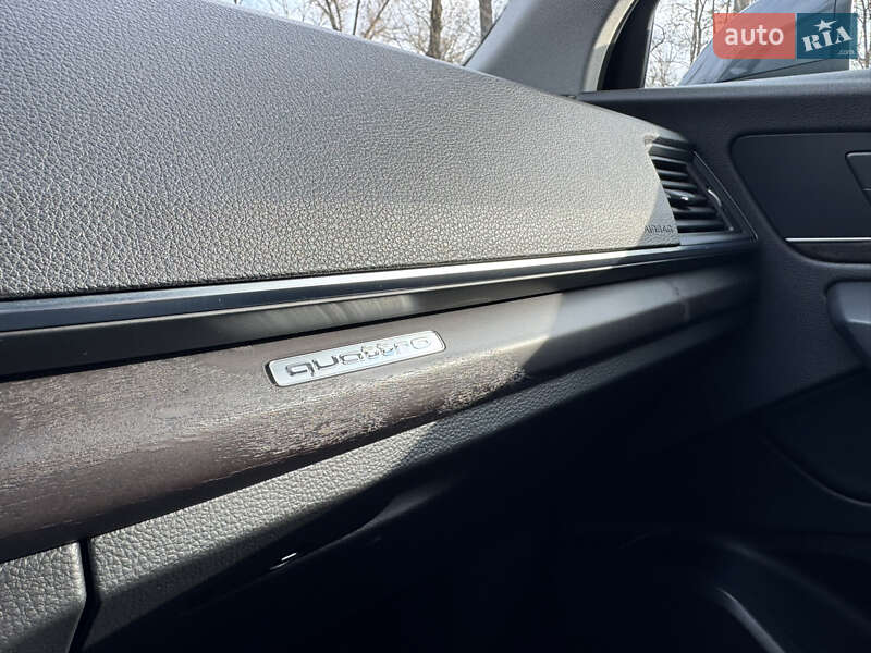 Внедорожник / Кроссовер Audi Q5 2018 в Киеве