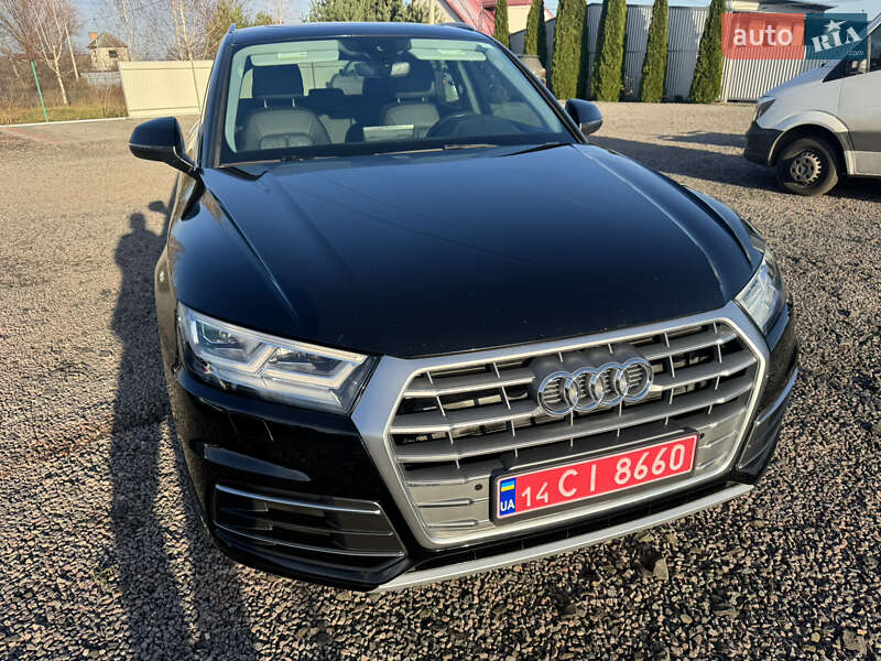 Внедорожник / Кроссовер Audi Q5 2018 в Луцке