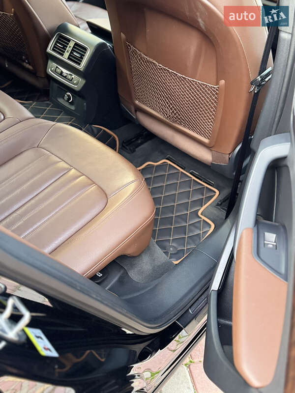 Позашляховик / Кросовер Audi Q5 2018 в Одесі